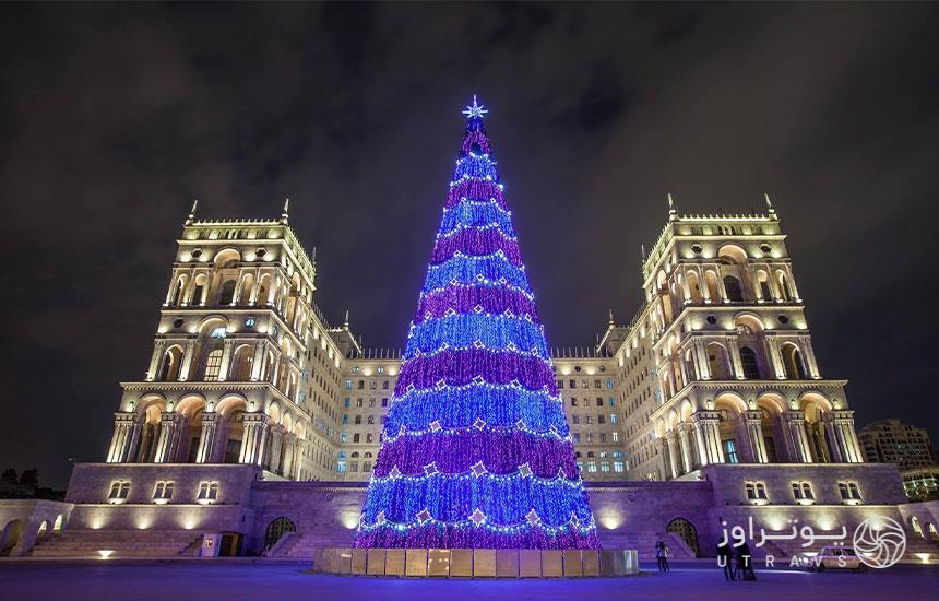درخت باکو در کریسمس
